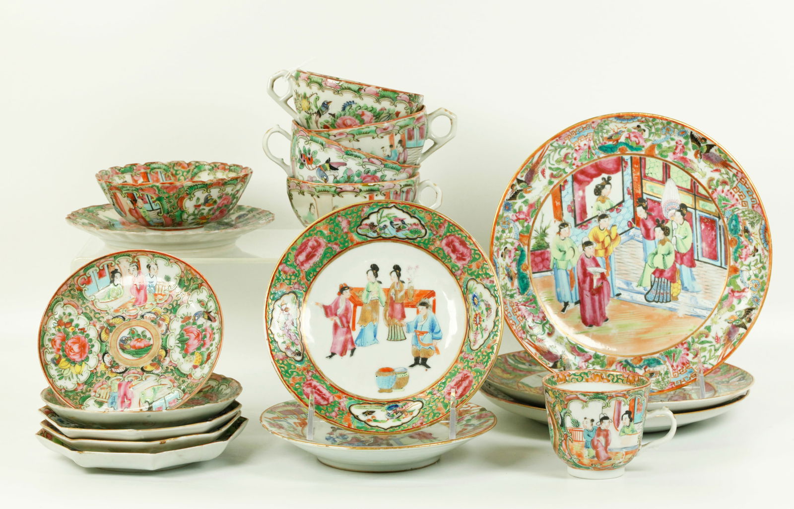 Chinese 19C Rose Medallion Porcelain Cups & Plates (1 of 7)