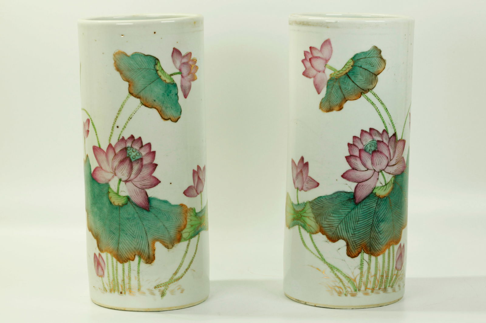 Mirror Pr Chinese Enamel Porcelain Hat Stands (1 of 5)