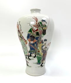 Chinese Famille Verte Porcelain Meiping Vase