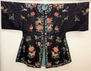 Fine Chinese Qing Dark Blue Silk Embroidered Coat