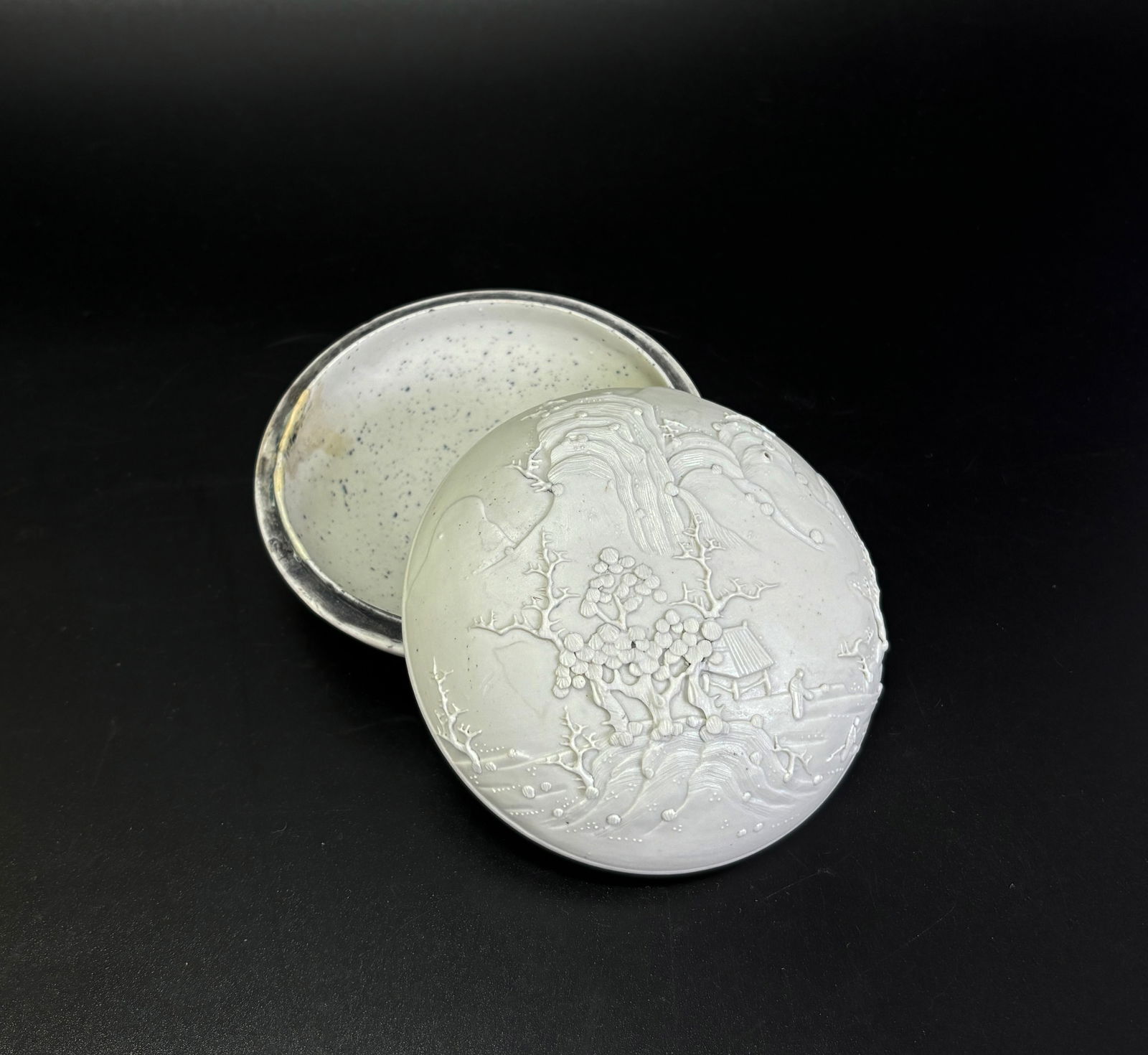 Chinese Qing Blanc De Chine Biscuit Porcelain Box (1 of 7)