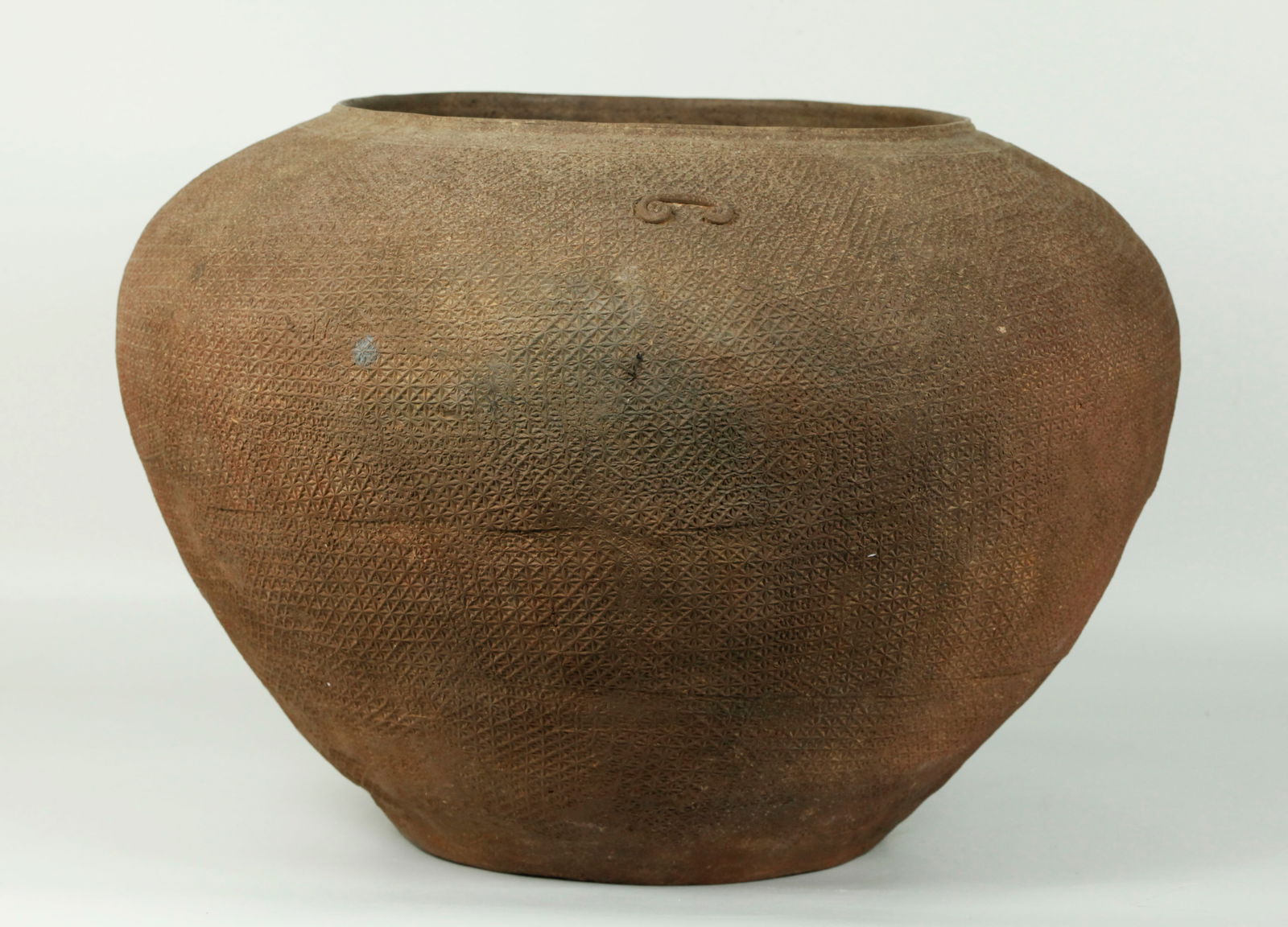 Chinese Archaistic Reddish-gray Clay Pot (1 of 5)