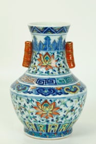 Chinese Doucai Enamel Porcelain Vase