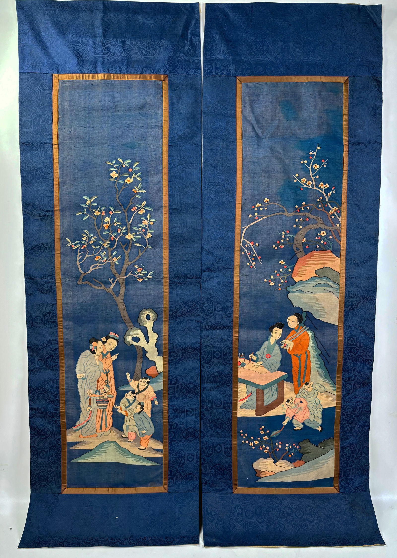 2 Chinese Qing Dynasty Silk Kesi Panels (1 of 6)