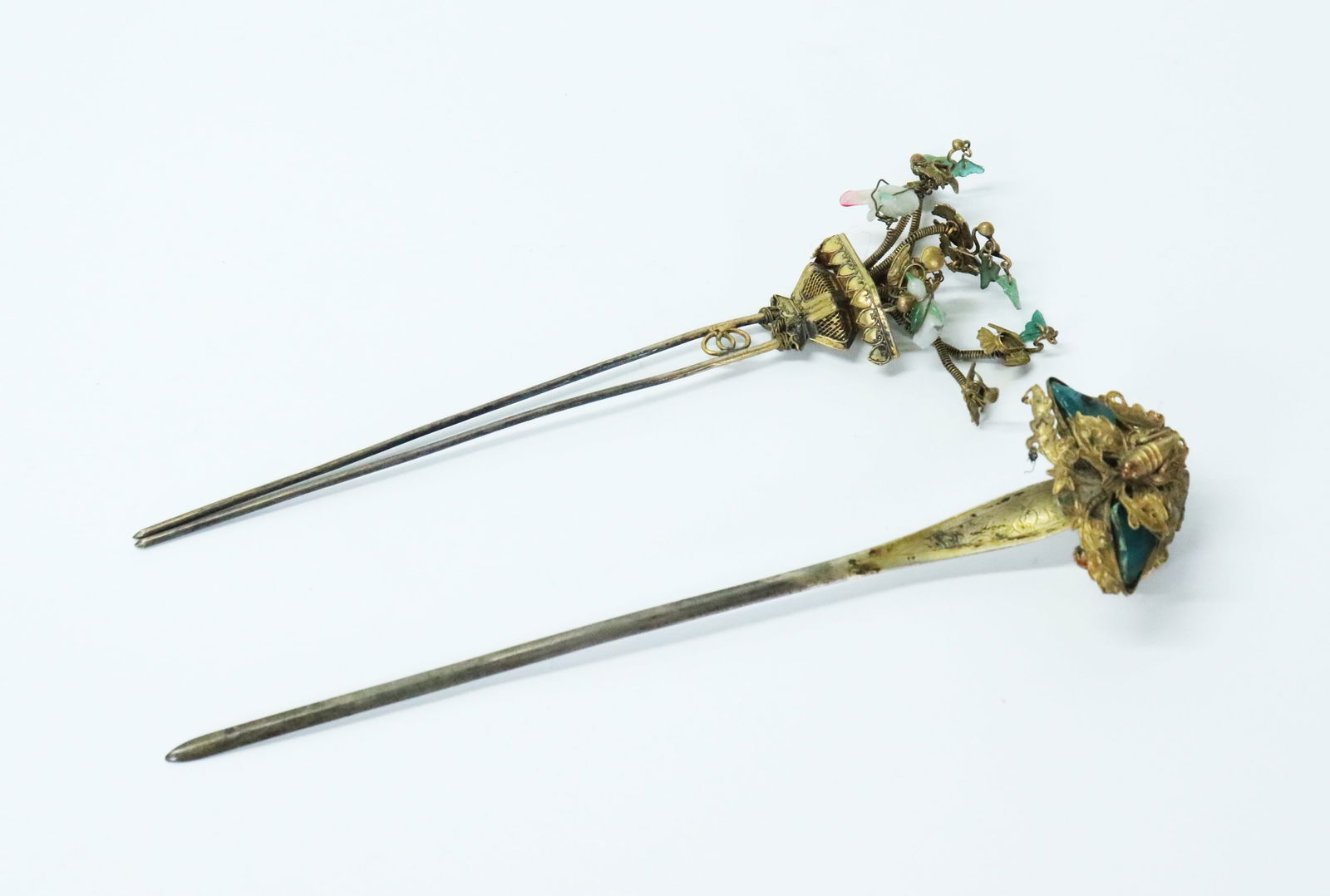 2 Chinese Qing Dynasty Gilt Metal Hair Pins (1 of 6)