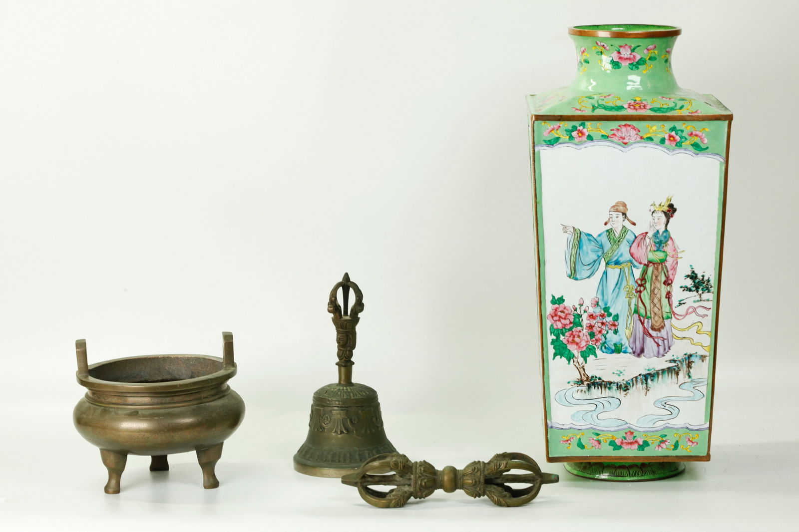 Chinese Shisou Bronze 2 Tibet Lg Canton Vase (1 of 6)