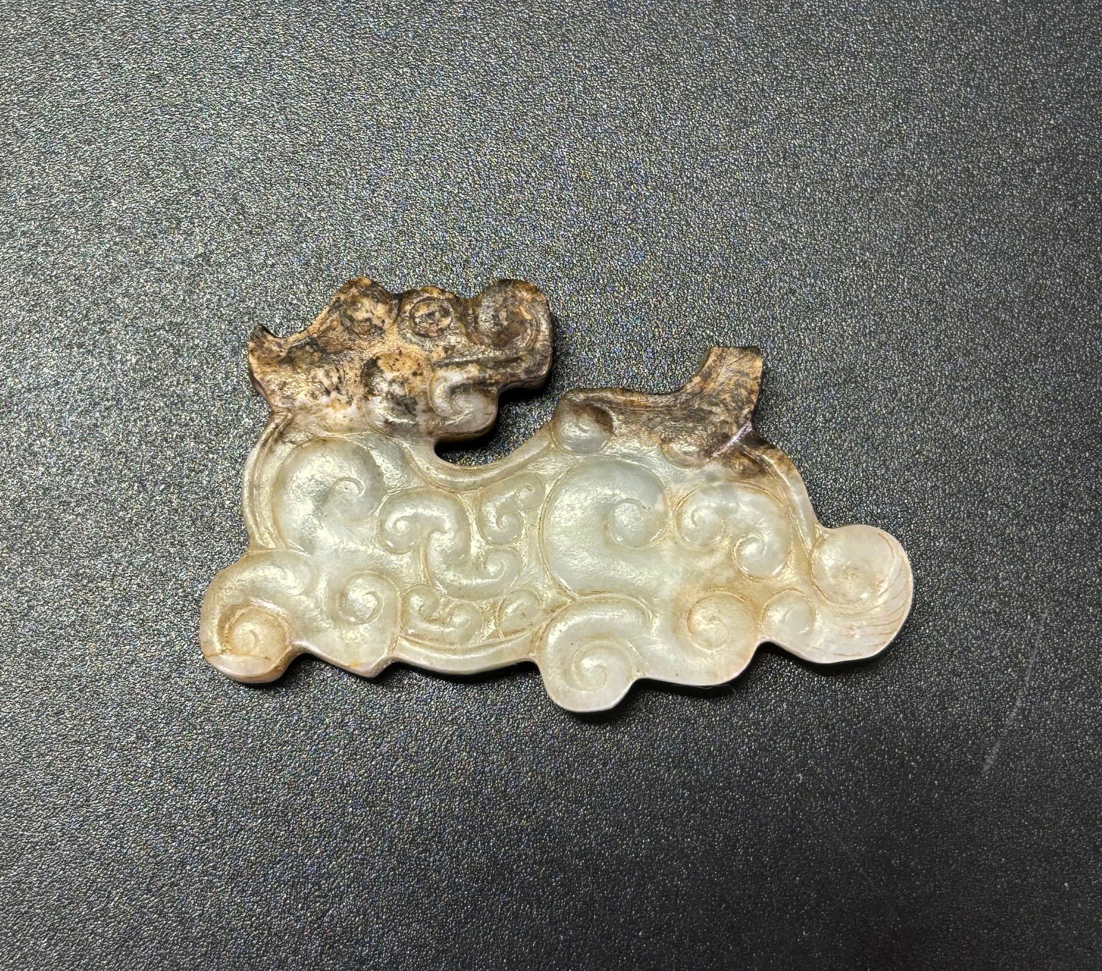Chinese Archaistic Gray to White Jade Sm Dragon (1 of 4)