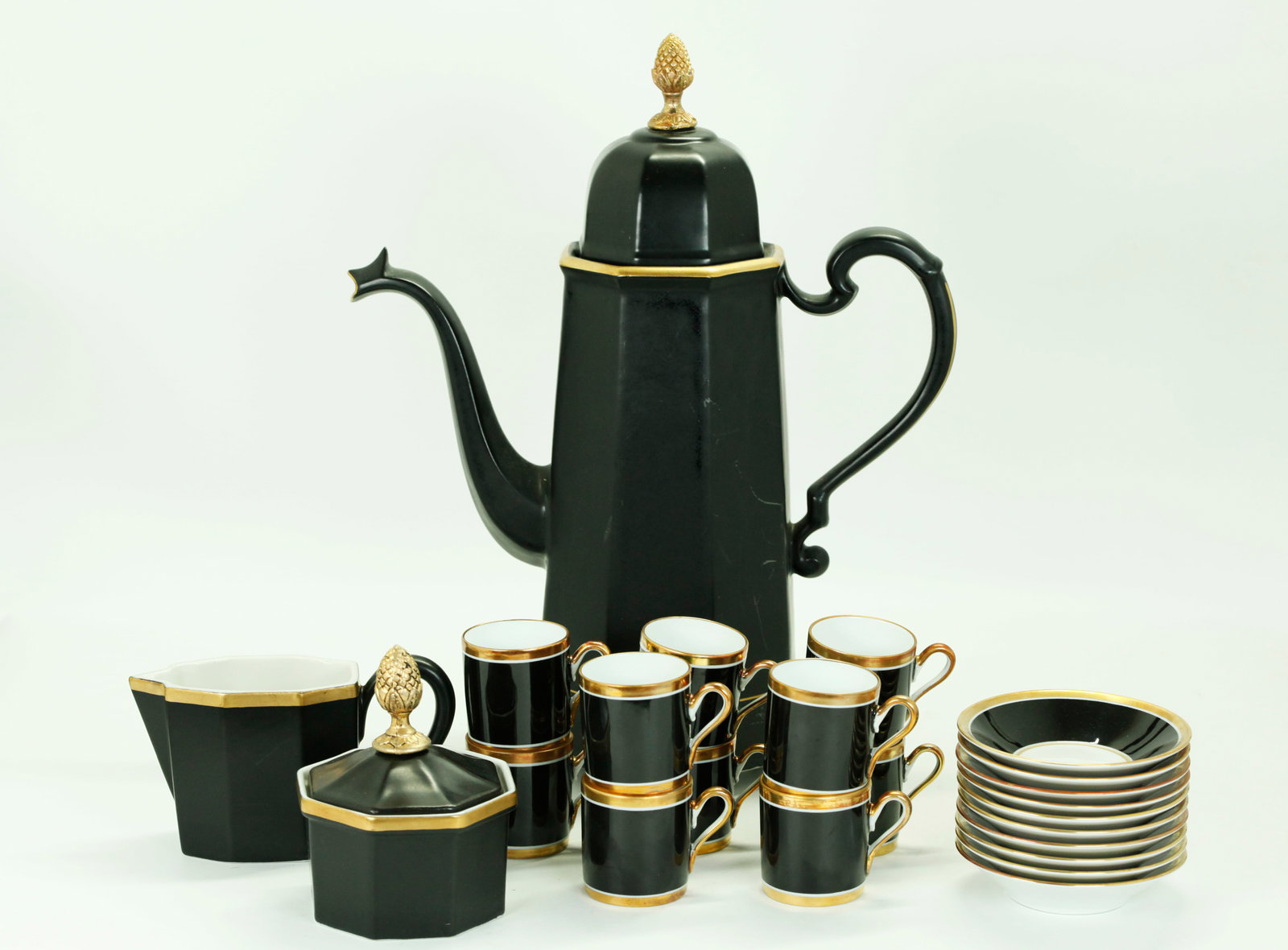 Black & Gold Ginori Demi-Tasse & Sohn Coffeepot (1 of 10)
