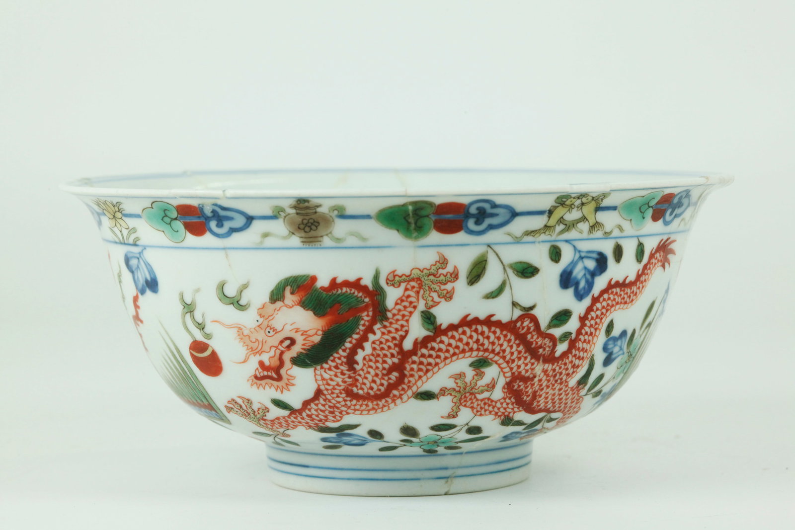 Chinese Qianlong Wucai Porcelain Palace Bowl (1 of 5)