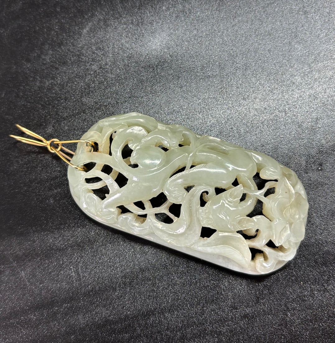 Fine Chinese 18th C White Jade Ovoid Dragon Plaque (1 of 5)