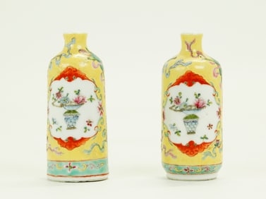Pr Chinese Famille Rose Porcelain Snuff Bottles