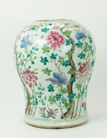 Chinese 19th C Famille Rose Enamel Porcelain Jar