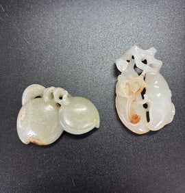 2 Chinese Jade Toggles White Peas Celadon Peaches