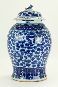 Chinese 19th C Blue & White Porcelain Covered Jar