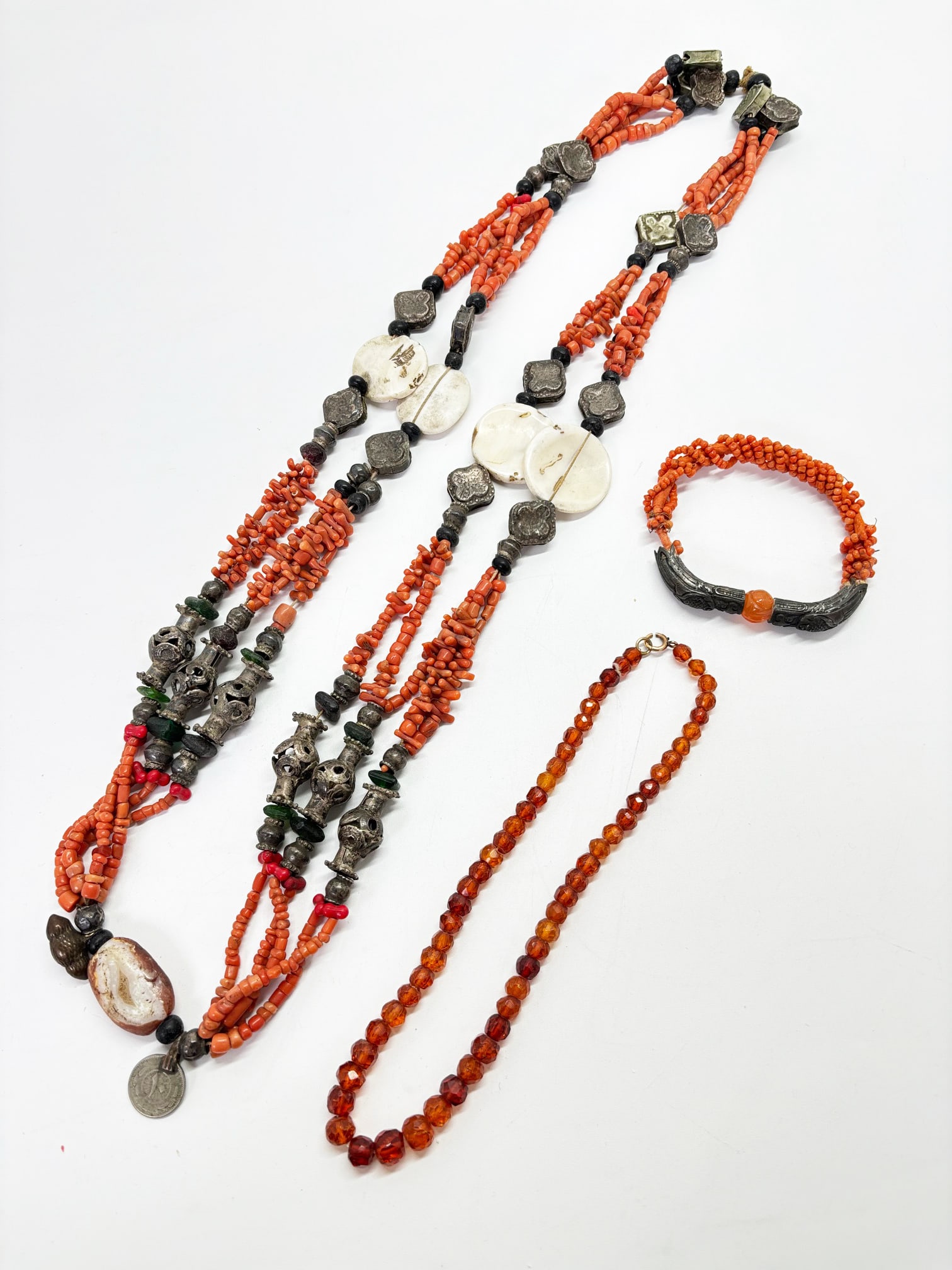 Tibet Coral Necklace Chinese Bracelet Amber Beads (1 of 7)