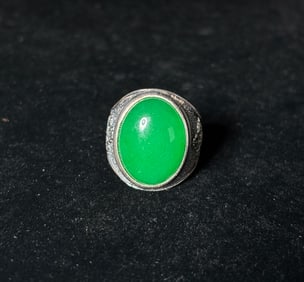 Good Chinese / Tibetan Jadeite & Silver Vajra Ring