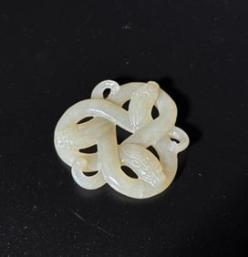 Chinese White Jade Triple Dragon Head Knot Pendant