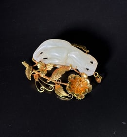 Chinese Vintage White Jade 14K Gold Pendant