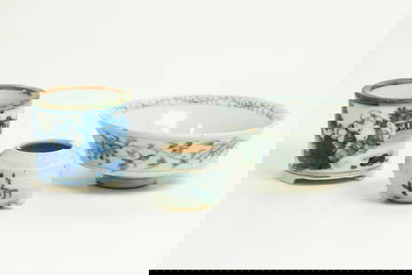 3 Chinese Blue & White Porcelain Containers: 3 Chinese Blue & White Porcelain Containers: the largest, a flared mouth low bowl or plate with a band of scrolling flowers, stems and leaves to outside cavetto, the inside with a single flower; the b