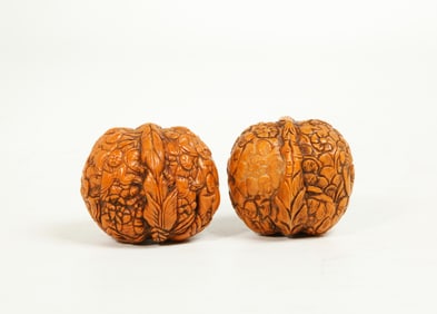 Near Pr Chinese Lohan Carved Meditation Walnuts