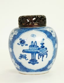 Chinese Kangxi Blue & White Porcelain Ginger Jar