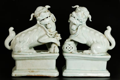 Pr Chinese Blanc de Chine Porcelain Fu Dogs