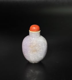 Chinese Incised Lavender Jadeite Snuff Bottle