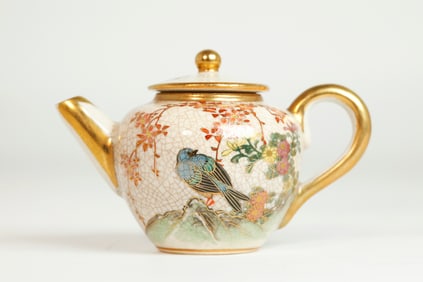 Small Japanese Satsuma Ceramic Teapot