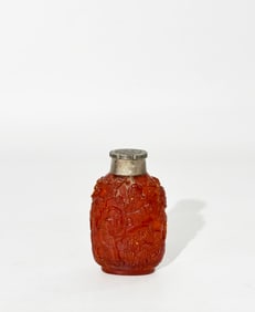 Fine Chinese 18/19th C Carved Amber Snuff Bottle