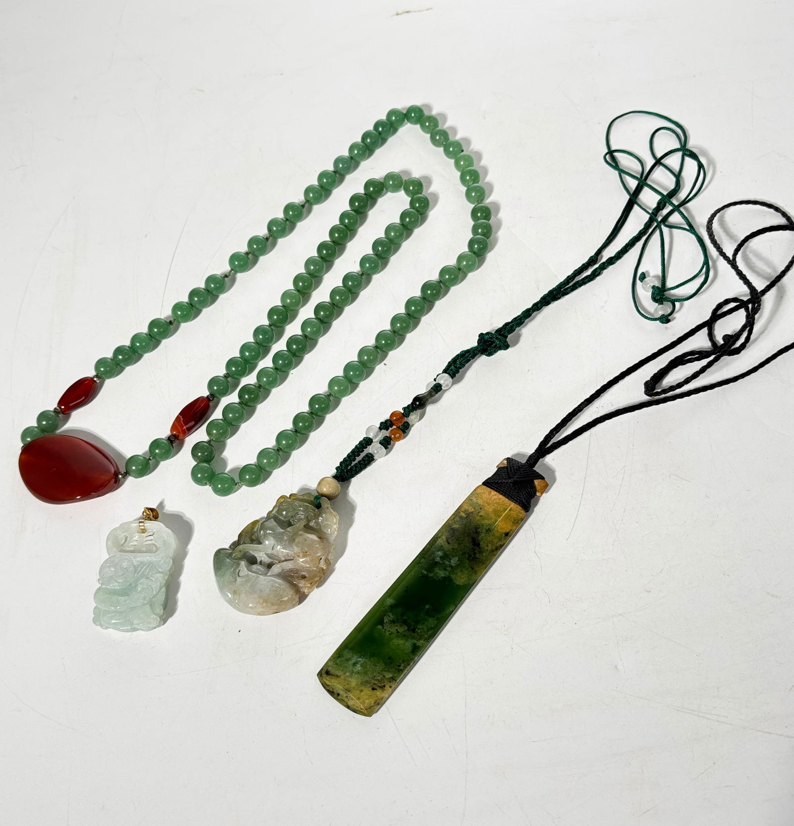 Chinese 2 Jadeite Pendants 1 Maori Agate Necklace (1 of 7)