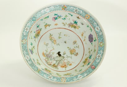 Lg Chinese Qing Enameled Porcelain Bowl