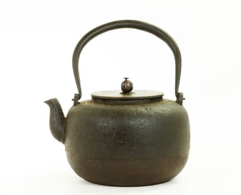 Japanese Cast Iron Tetsubin Teapot; Bronze Cover