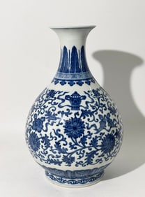 Chinese Blue White Yuhuchunping Porcelain Vase