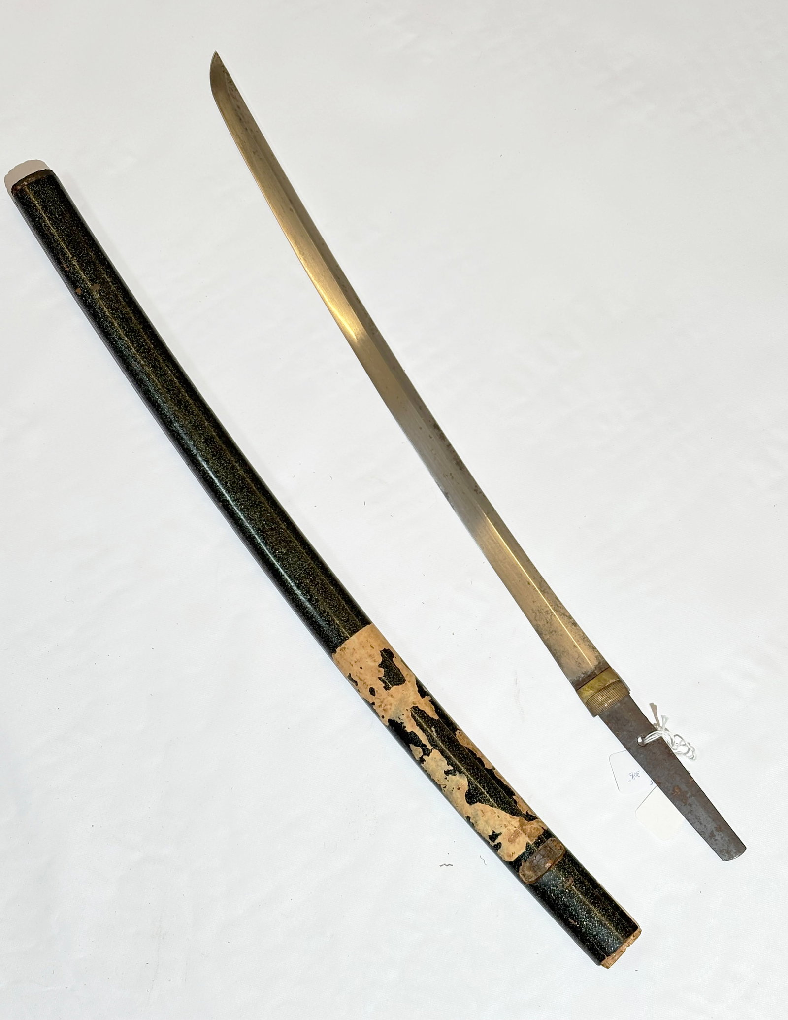 Japanese Muromachi Era Samurai Wakizashi Sword (1 of 5)