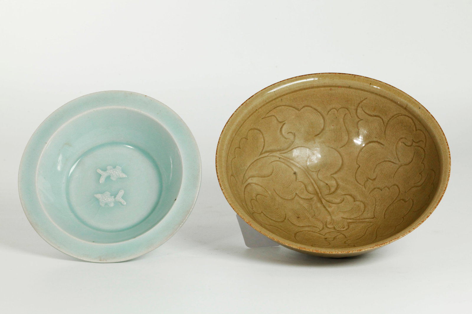 2 Chinese Porcelain Bowls: Celadon & Qingbai (1 of 5)
