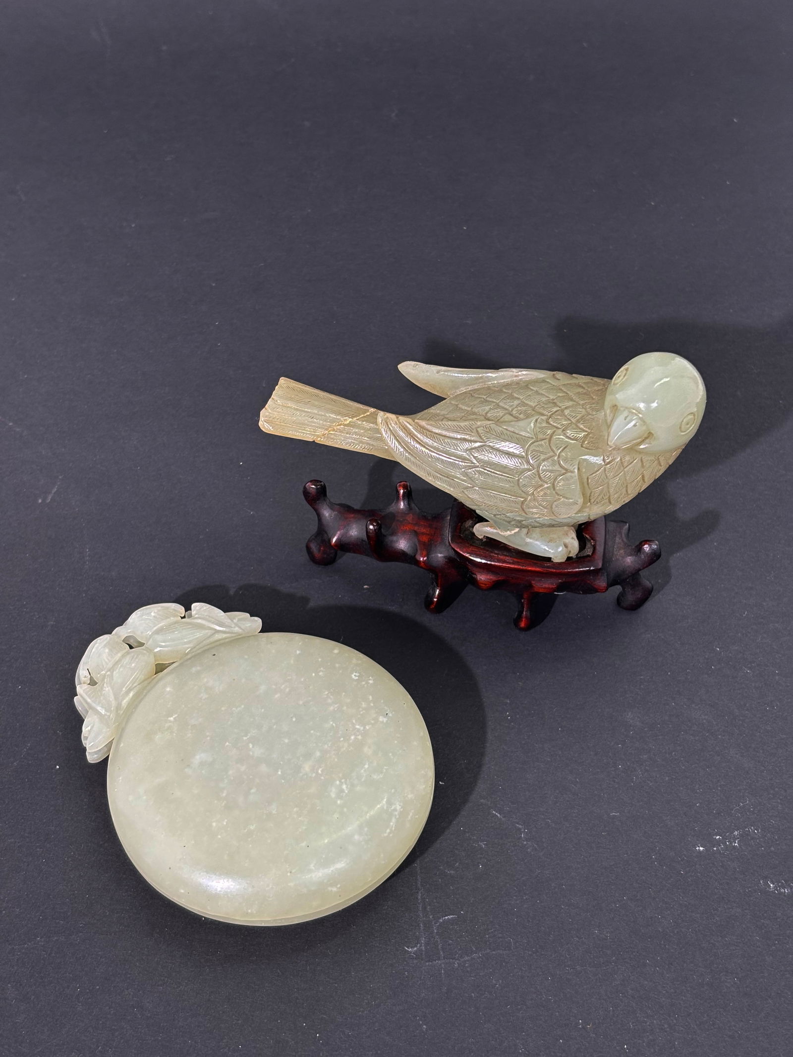 2 Chinese 19th C Pale Celadon Jade Carved Boxes (1 of 7)