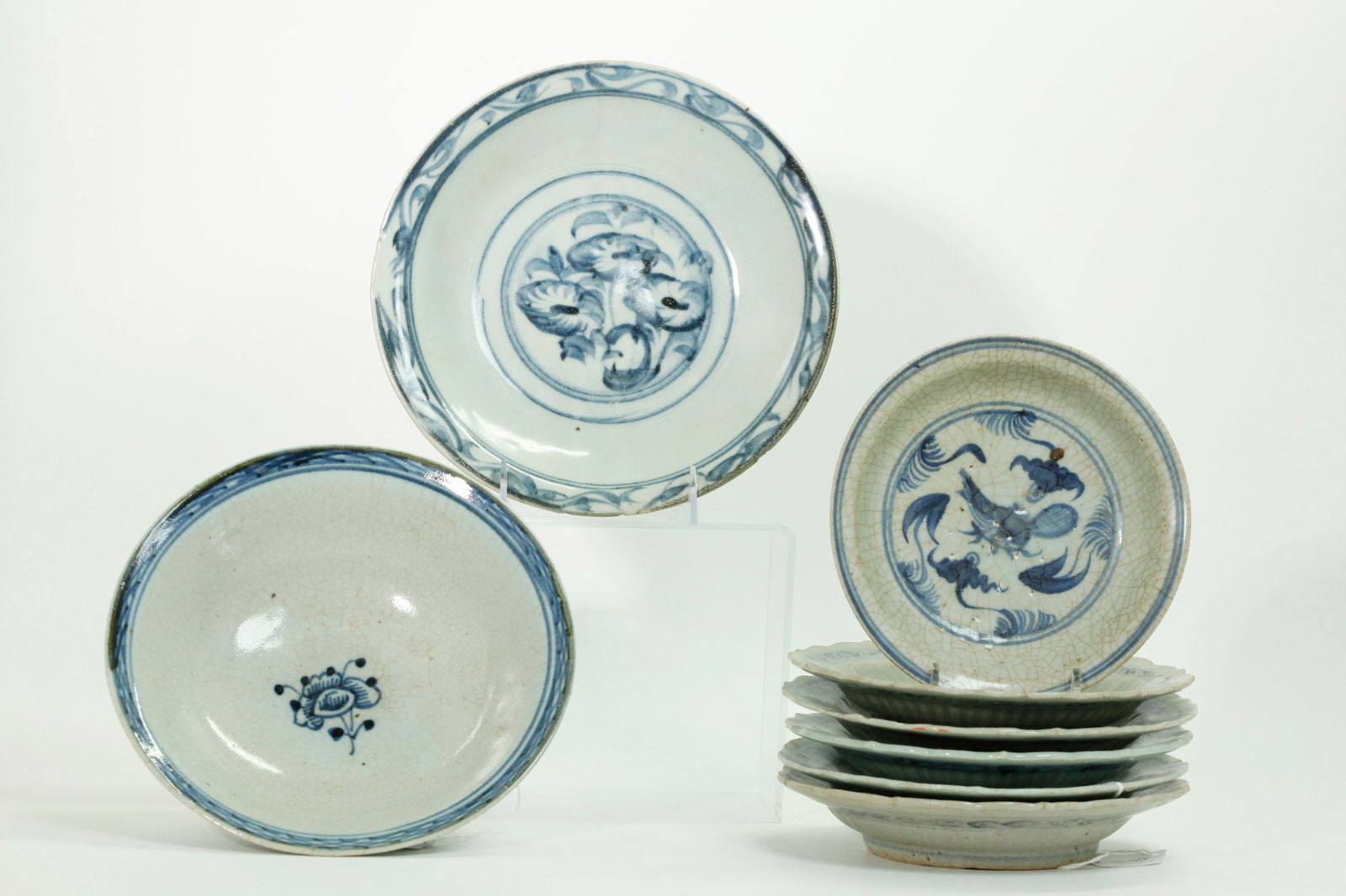 8 Vietnamese Ming/Qing Blue & White Porcelains (1 of 7)