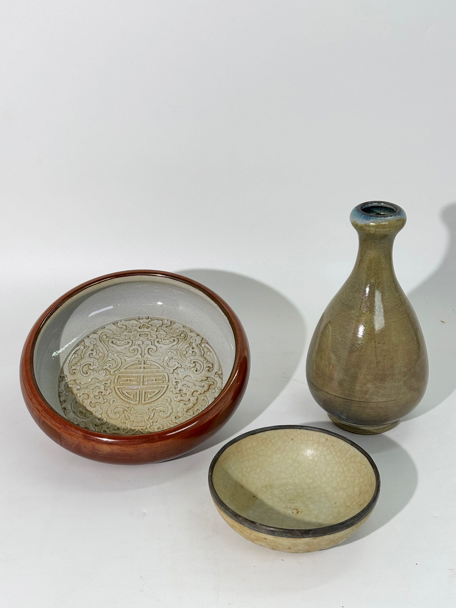 3 Chinese Monochrome Glazed Porcelains Bowls Vase (1 of 9)