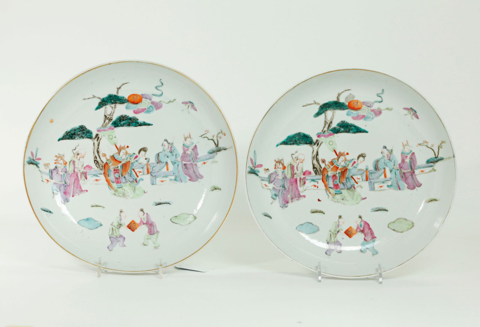 Pr Chinese Qing Dynasty Enameled Porcelain Plates (1 of 5)