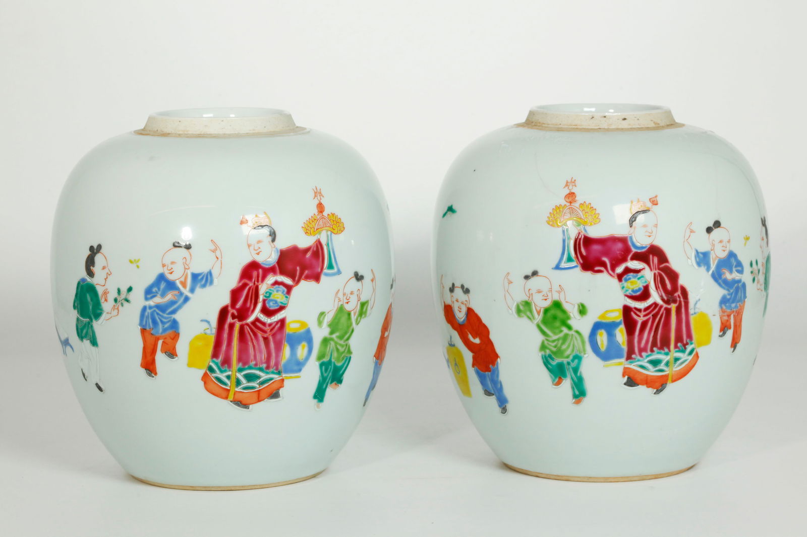 Pr Chinese Famille Rose Porcelain Jars (1 of 6)