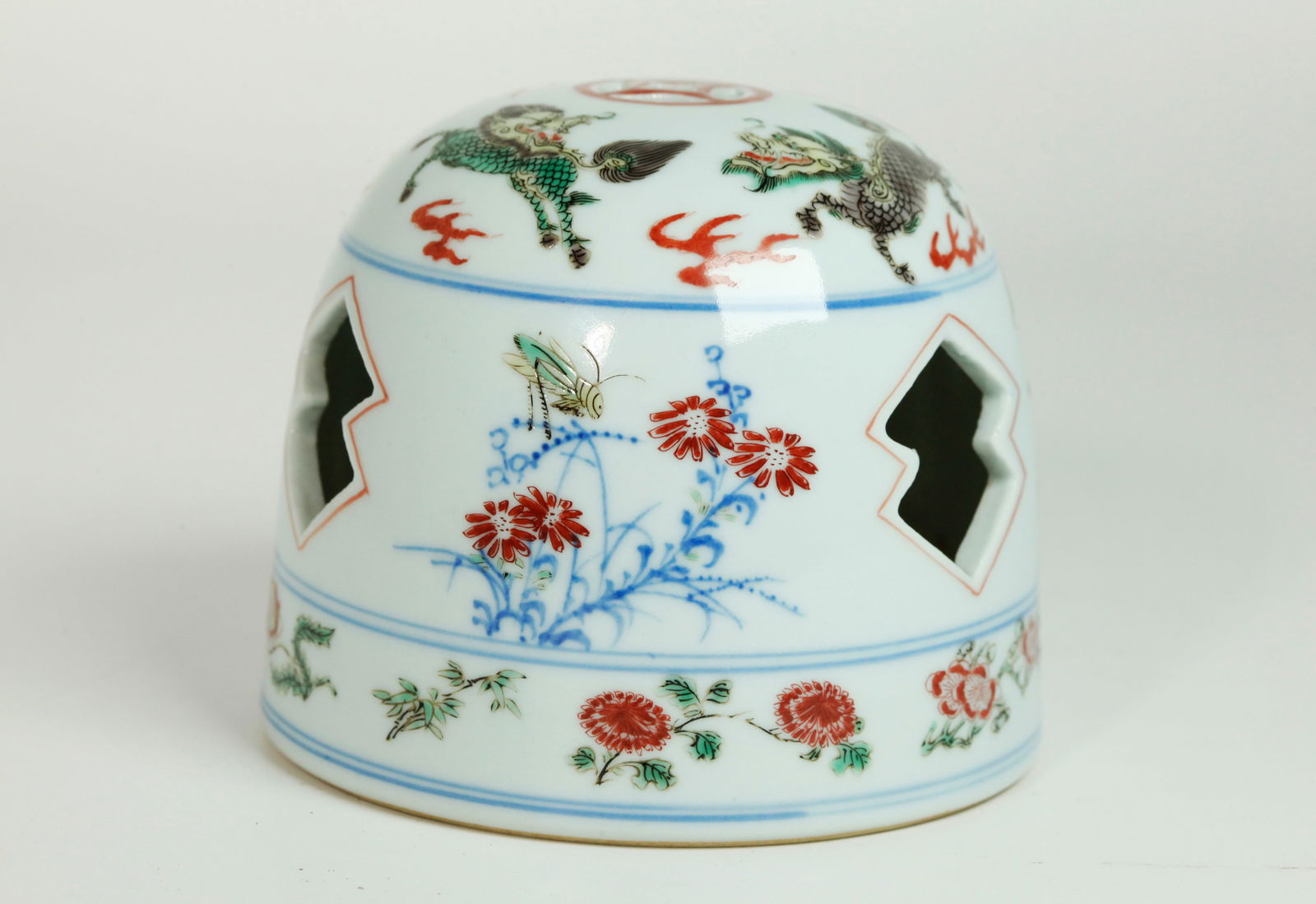 Chinese Wucai Enameled Porcelain Domed Censer (1 of 5)