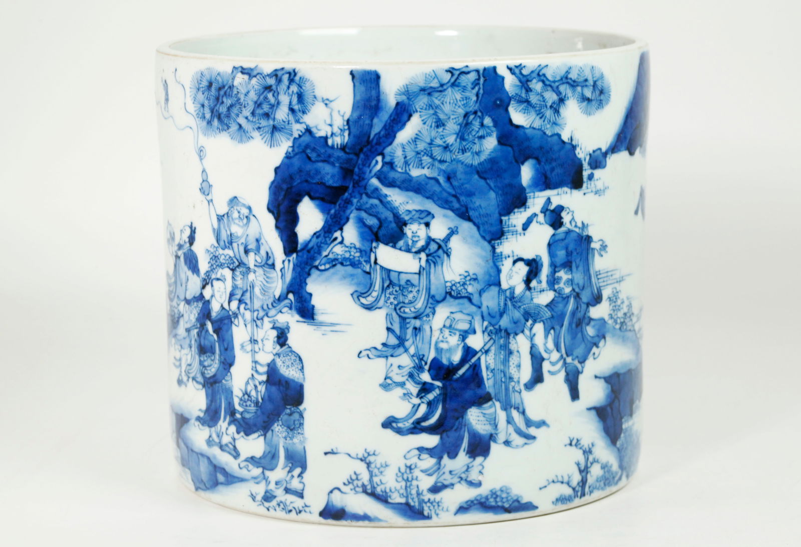 Chinese Blue & White Porcelain Bitong Brush Pot: Chinese Blue & White Porcelain Bitong Brush Pot with a design to the slightly waisted sides of the Baxian 8 Immortals greeting Xi Wangmu with Phoenix on Clouds, the reverse withLiuhai and his Money To