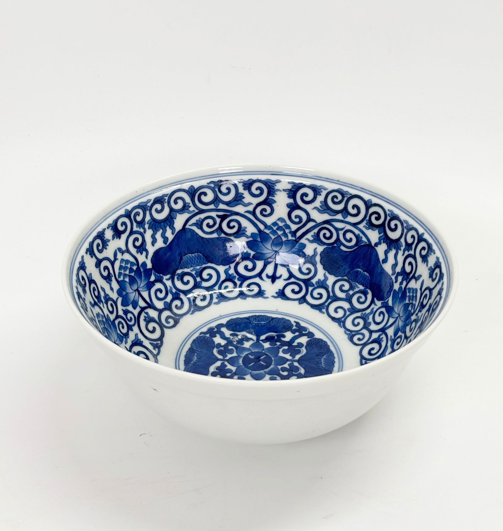 Fine Chinese 19th Cen Blue & White Porcelain Bowl (1 of 7)