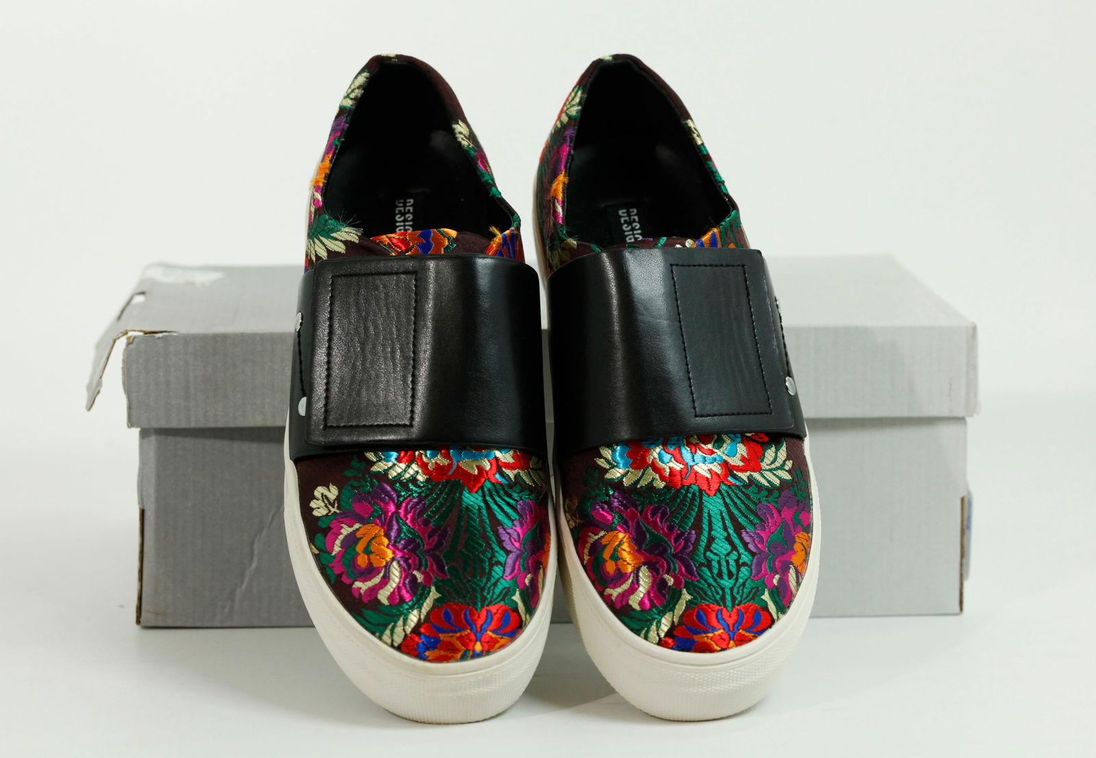 Lord & Taylor Design Lab; Brocade Sneakers 7M (1 of 7)