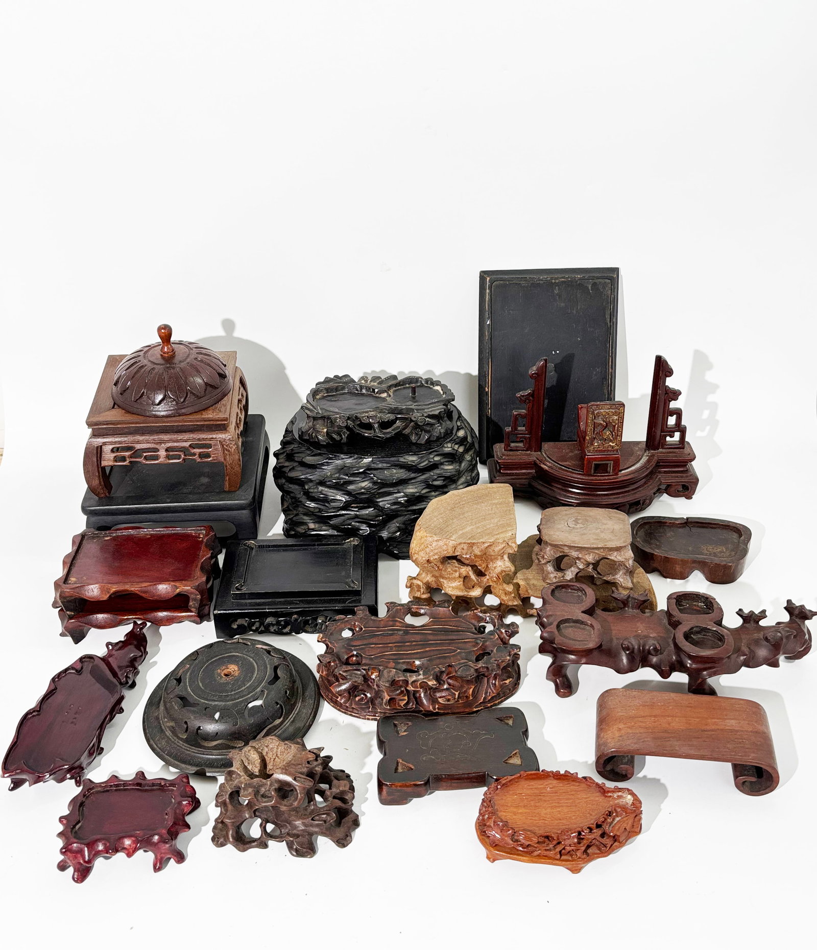 24 Chinese Wood Stands Carved & Shaped (1 of 7)