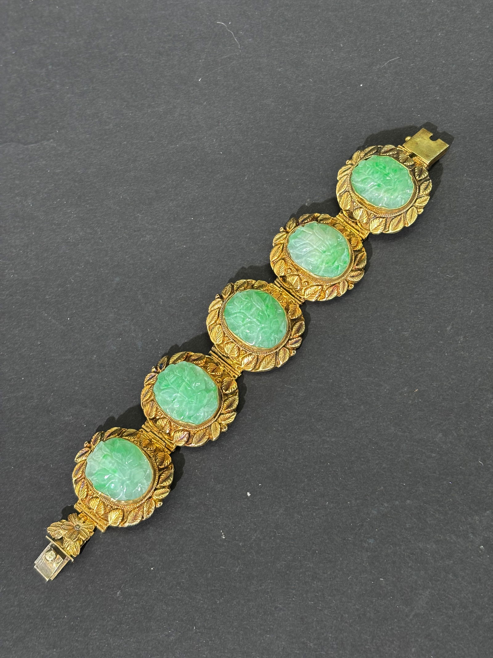 Chinese Qing Natural Apple Green Jadeite Bracelet (1 of 7)