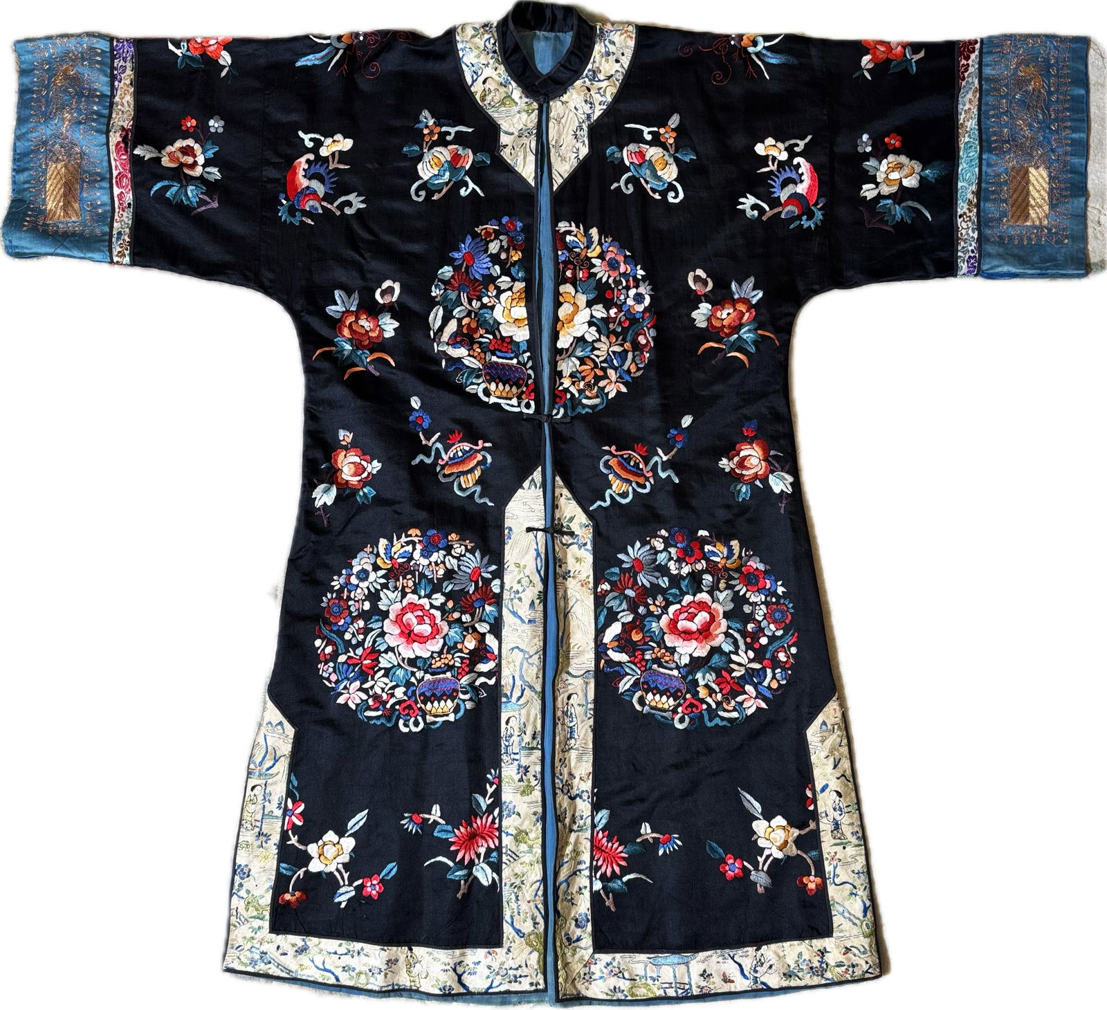 Chinese Qing Black Silk Coat w Antique Borders (1 of 9)