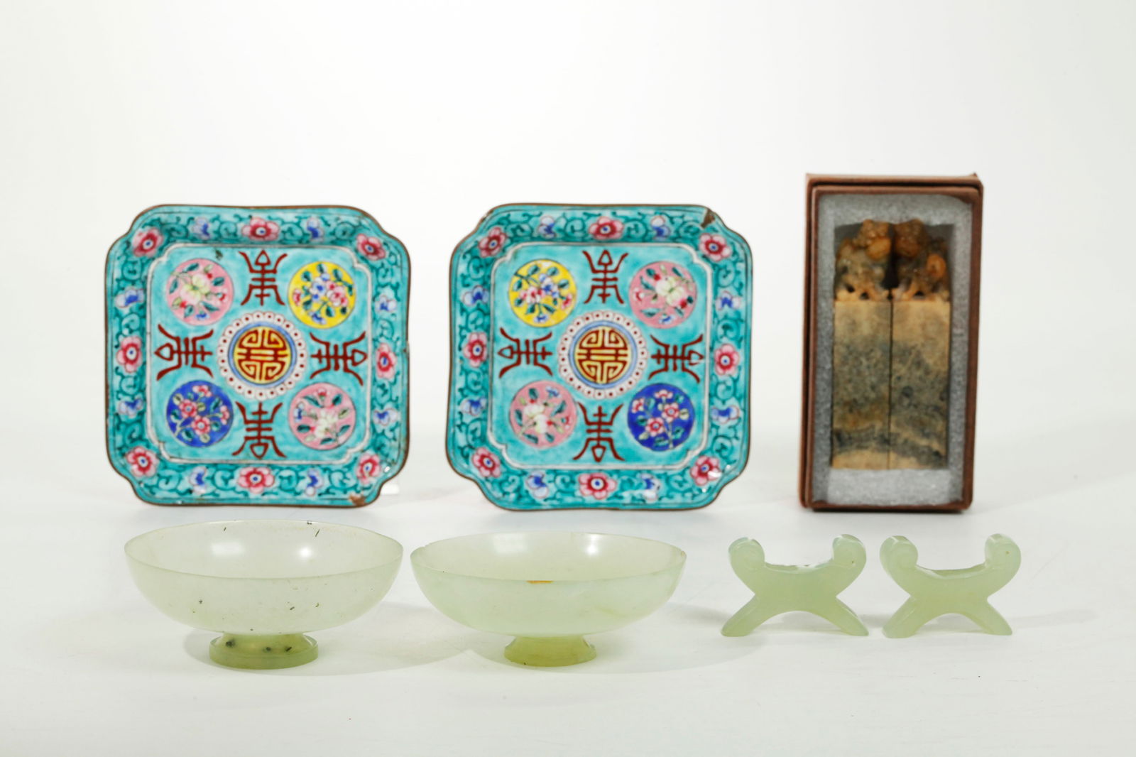 Pairs Chinese Canton Plates Stone Bowls Seals (1 of 8)