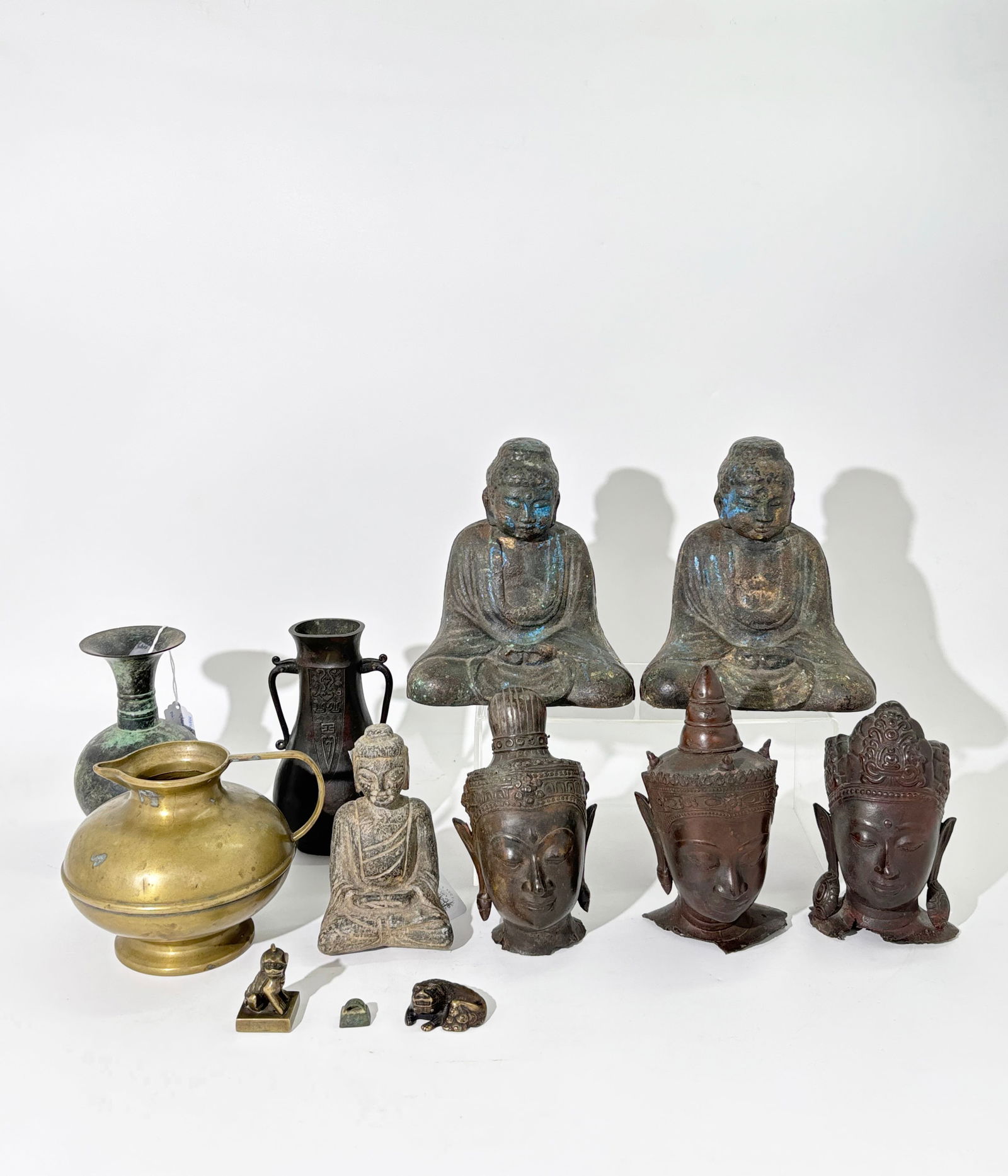 6 Bronze Buddha, 2 Japanese & 4 Bronze Buddha (1 of 15)