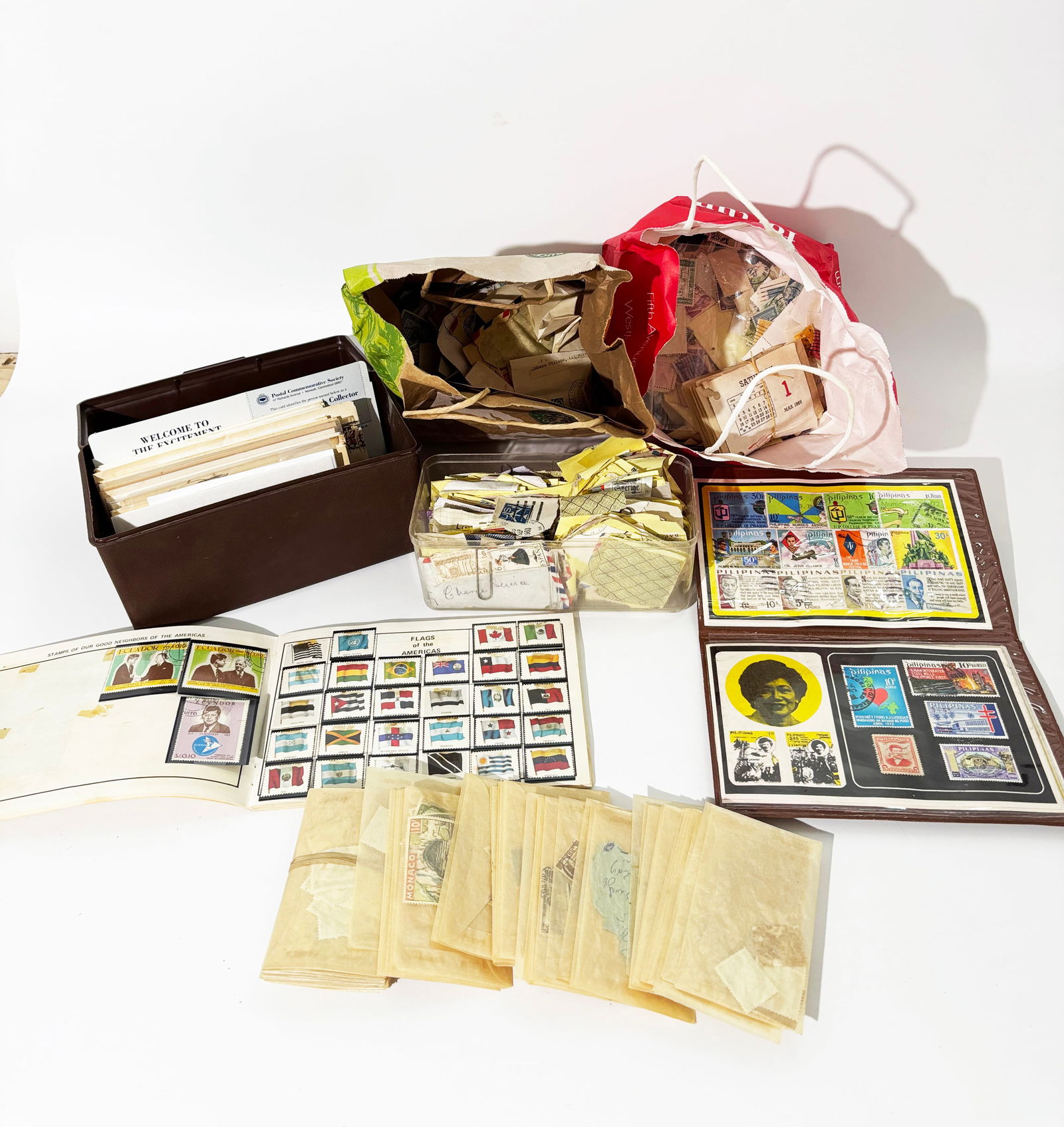 Large Group Of Vintage Stamps Collection (1 of 6)